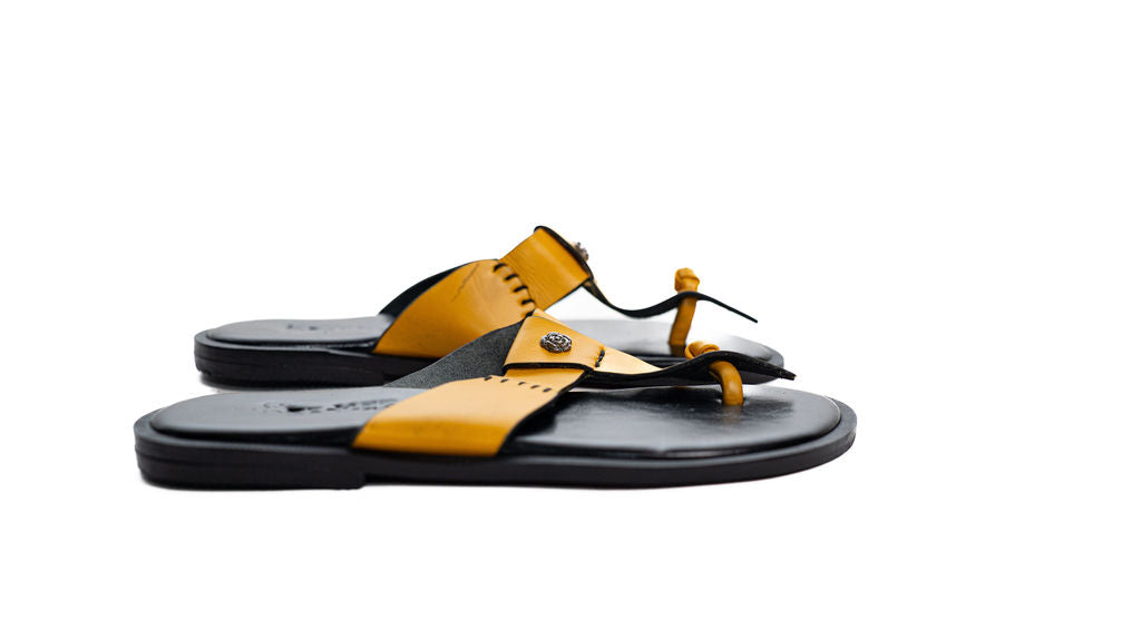 Black Yellow Toe Ring Sandals — main view 01