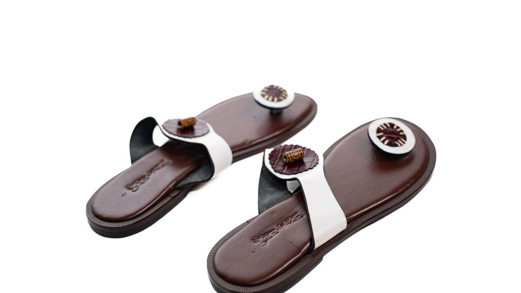 White Brown Toe Ring Sandals — alternate view 02