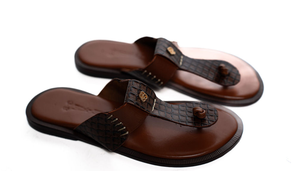 Brown Woven Toe Sandals — product view 03