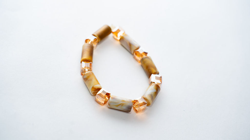 Cream Square Bead Bracelet — alternate view 02
