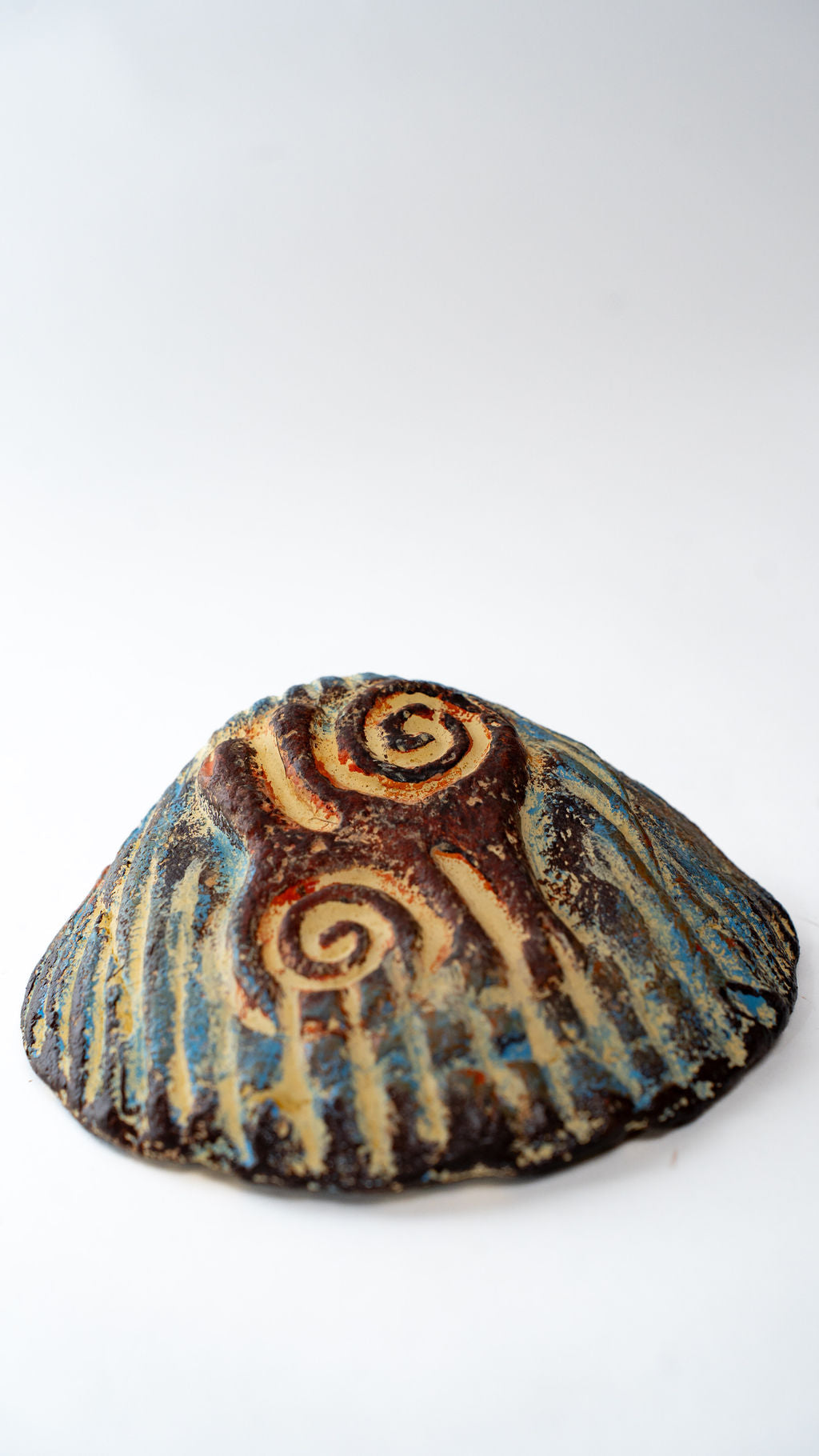 Small Round Patterned Pottery Bowl — alternate view 02