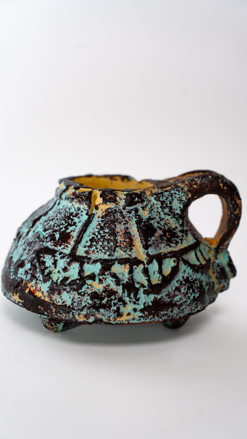 Rounded Handled Ceramic Pot — alternate view 02